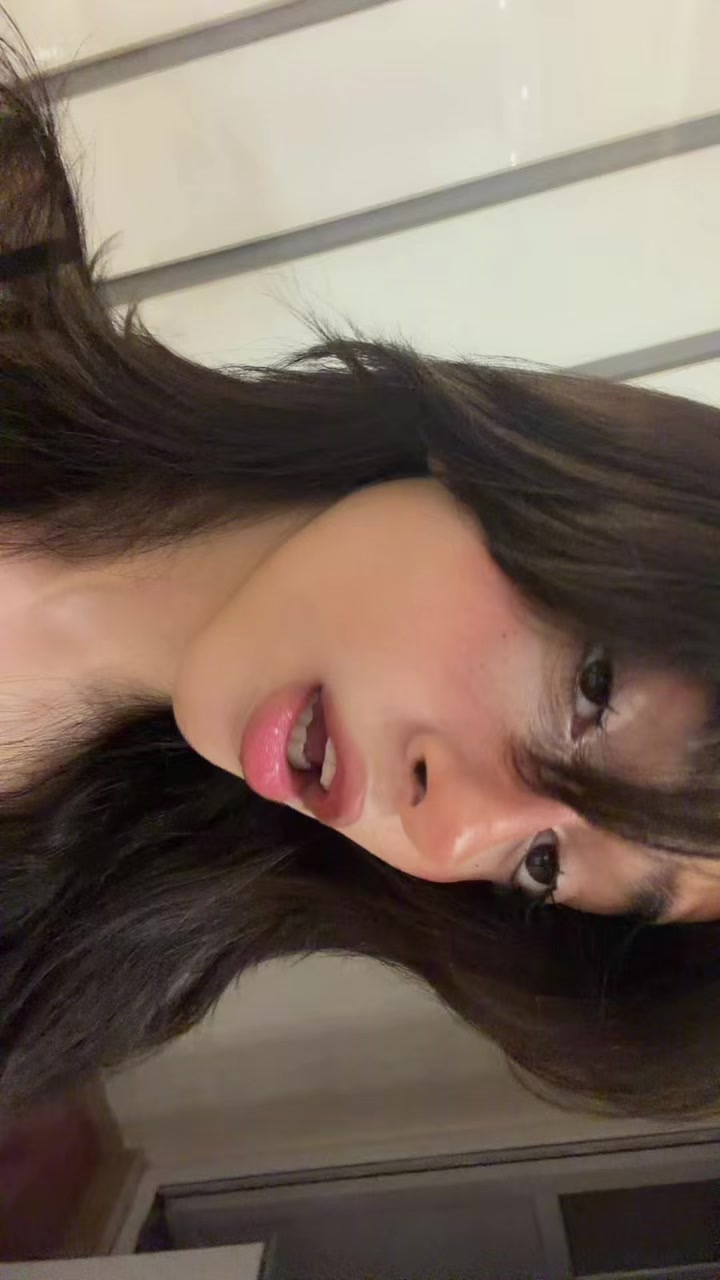 @avaaawoo