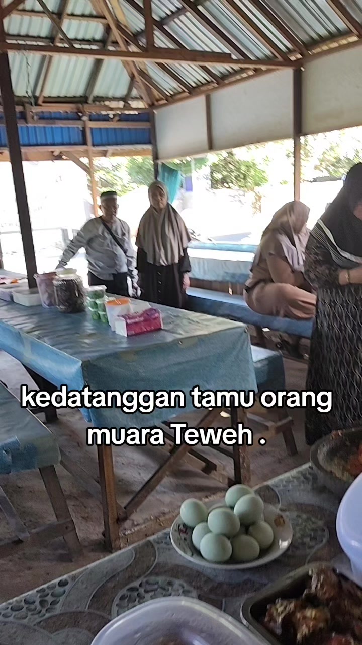 @warung katupat acil ella