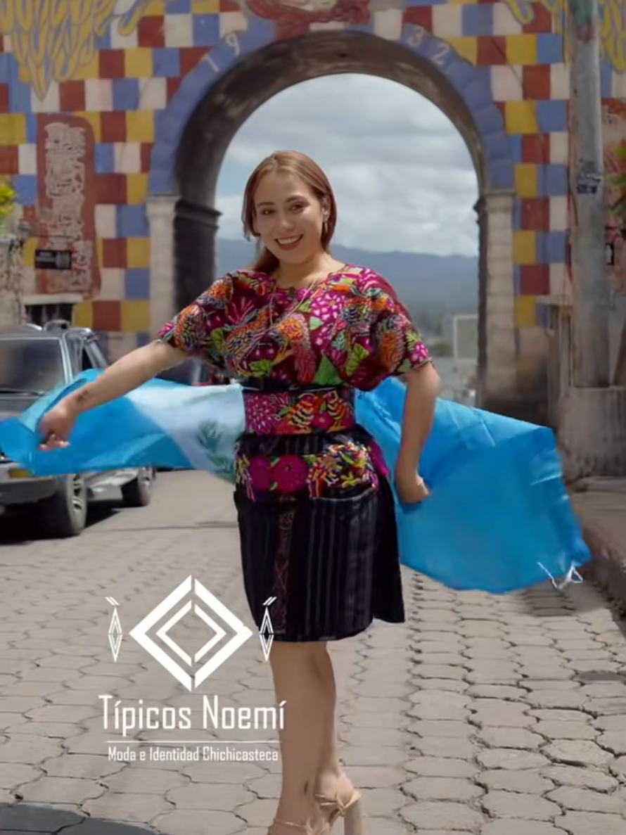 @Típicos Noemí