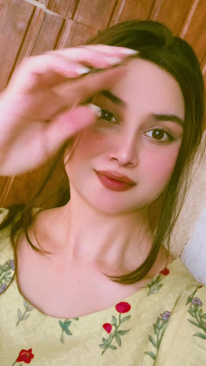 @Emaan🕊️✨