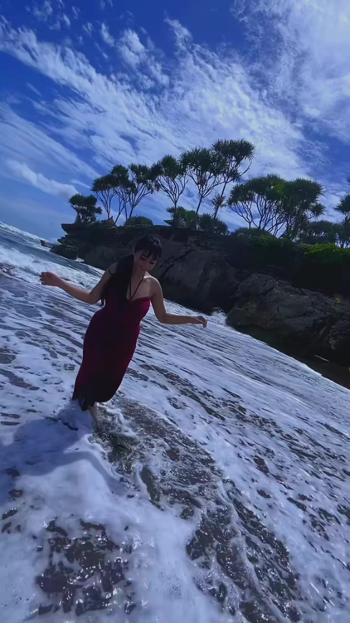 @dianakyora