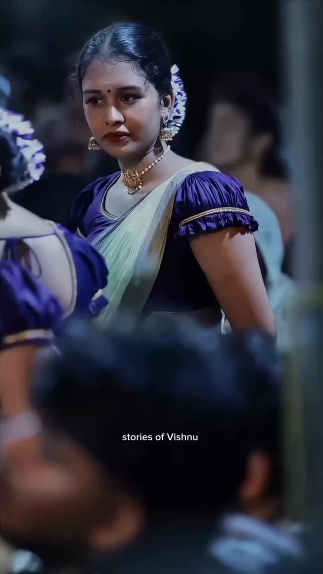 @അവനിക കല്ലുസ് 🌹💚✨