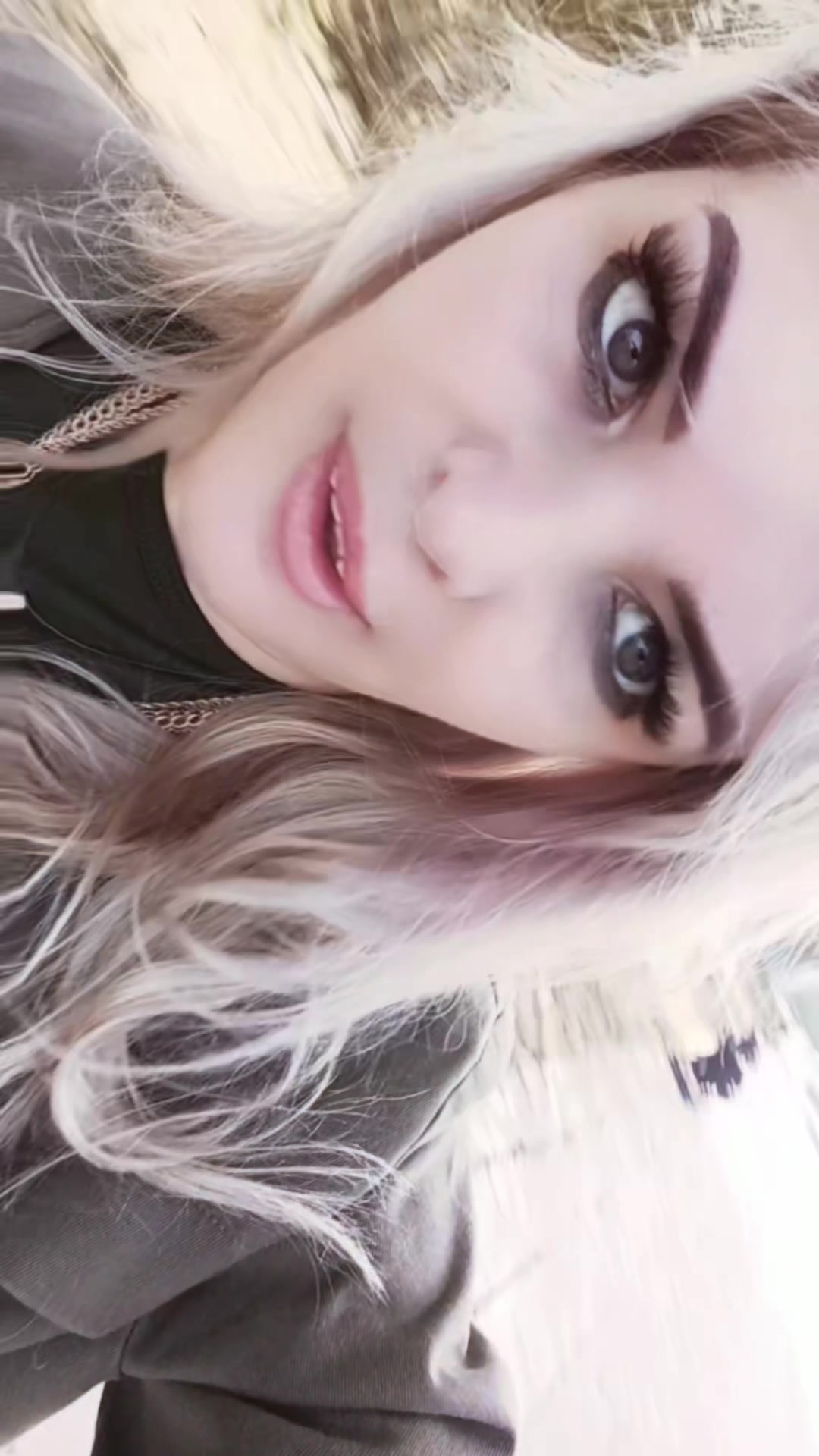 @СветЛаначка👑🍬💯💞