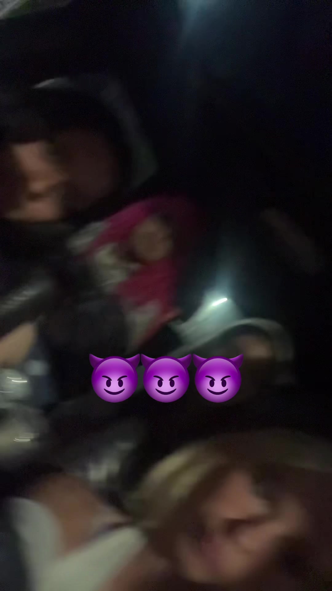 @lickbacklaura🐆🍸🍒🎱