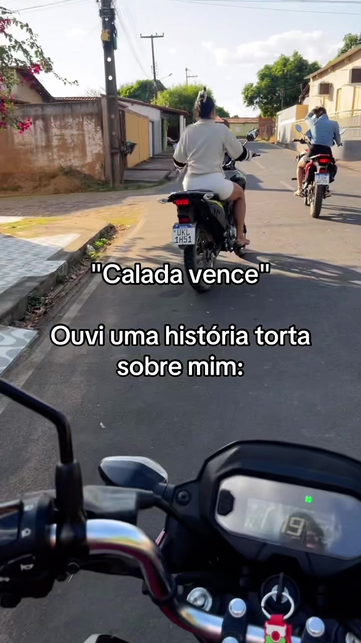 @Layana_Vaqueiraaaa