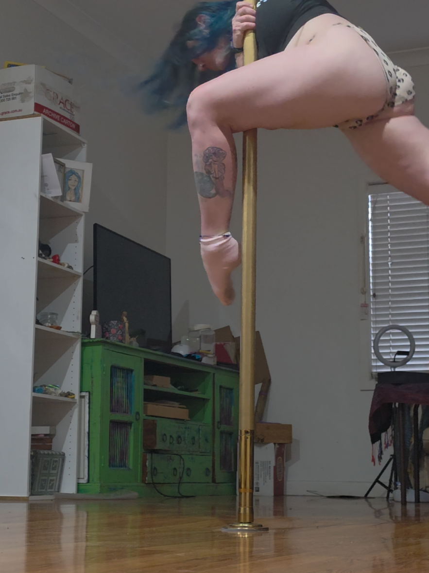 @tiedyepole