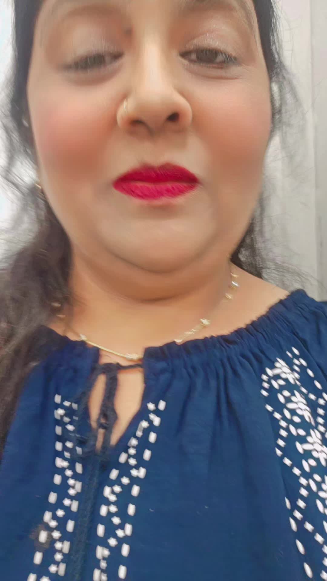 @rozy786