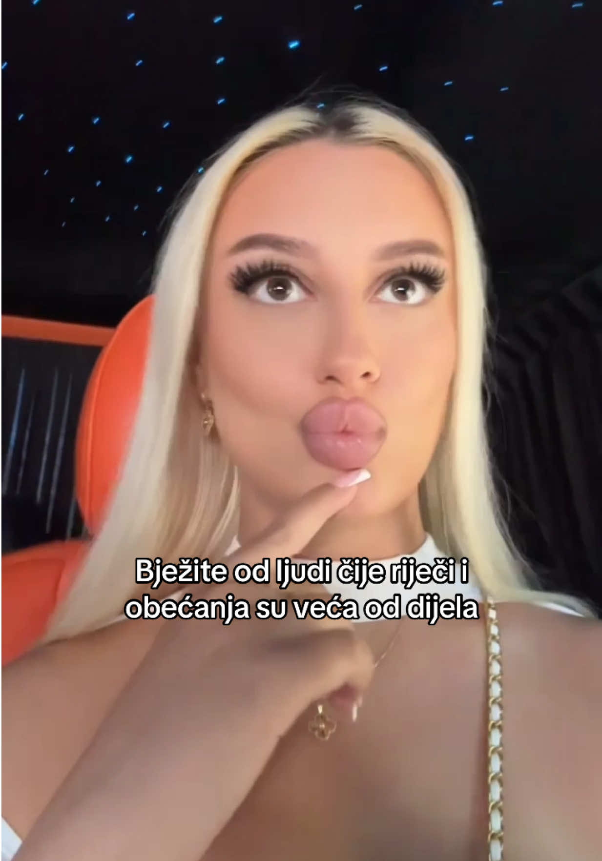 @Neda Joliฤ