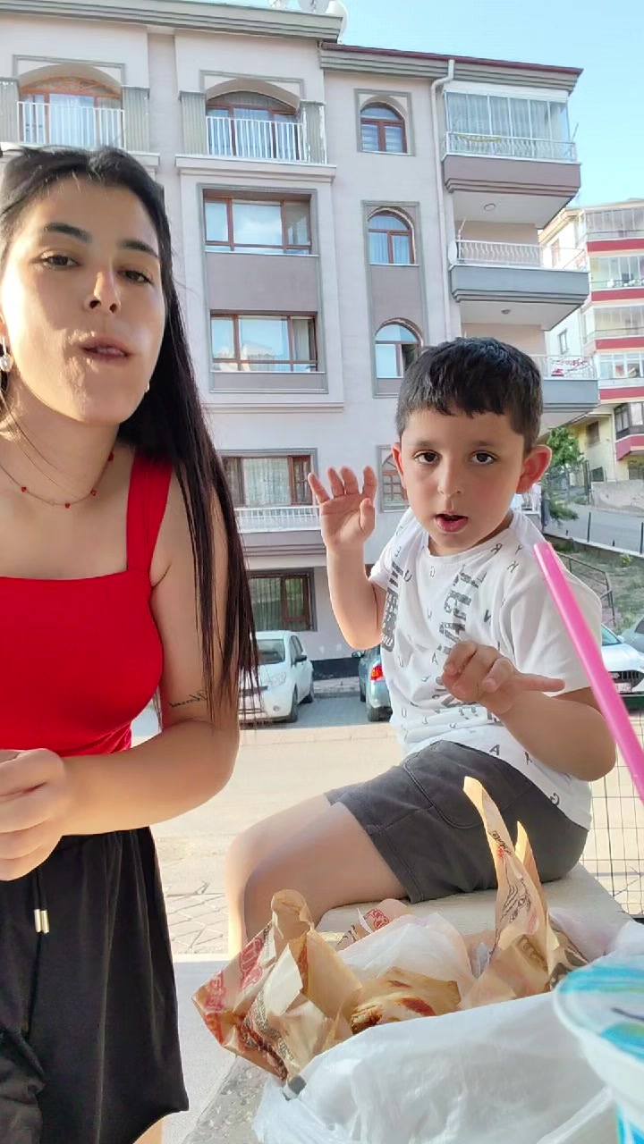 @𝓞𝔃𝓵𝓮𝓶🌹
