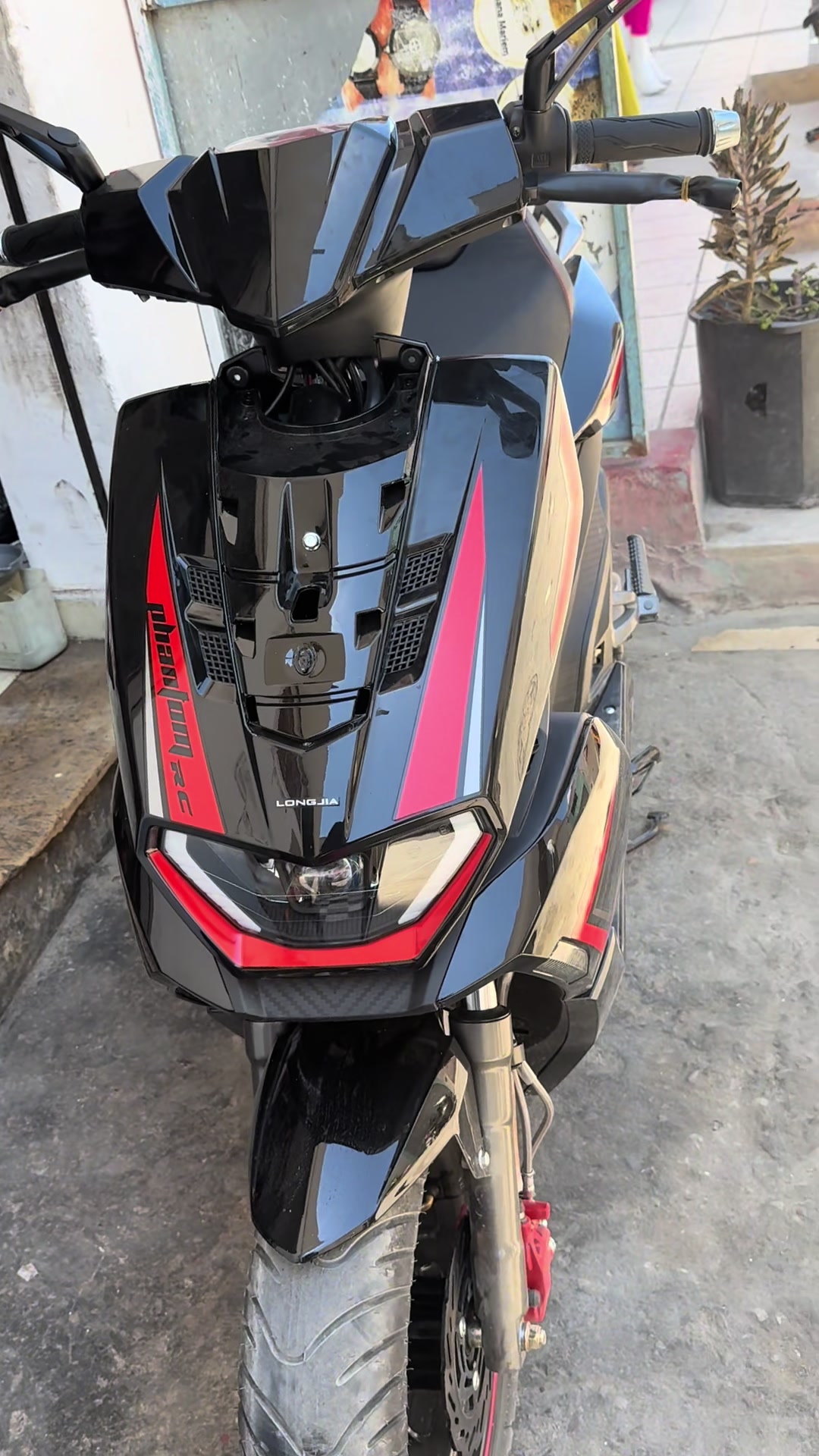 @🏍️ Houssem Caza Moto TN