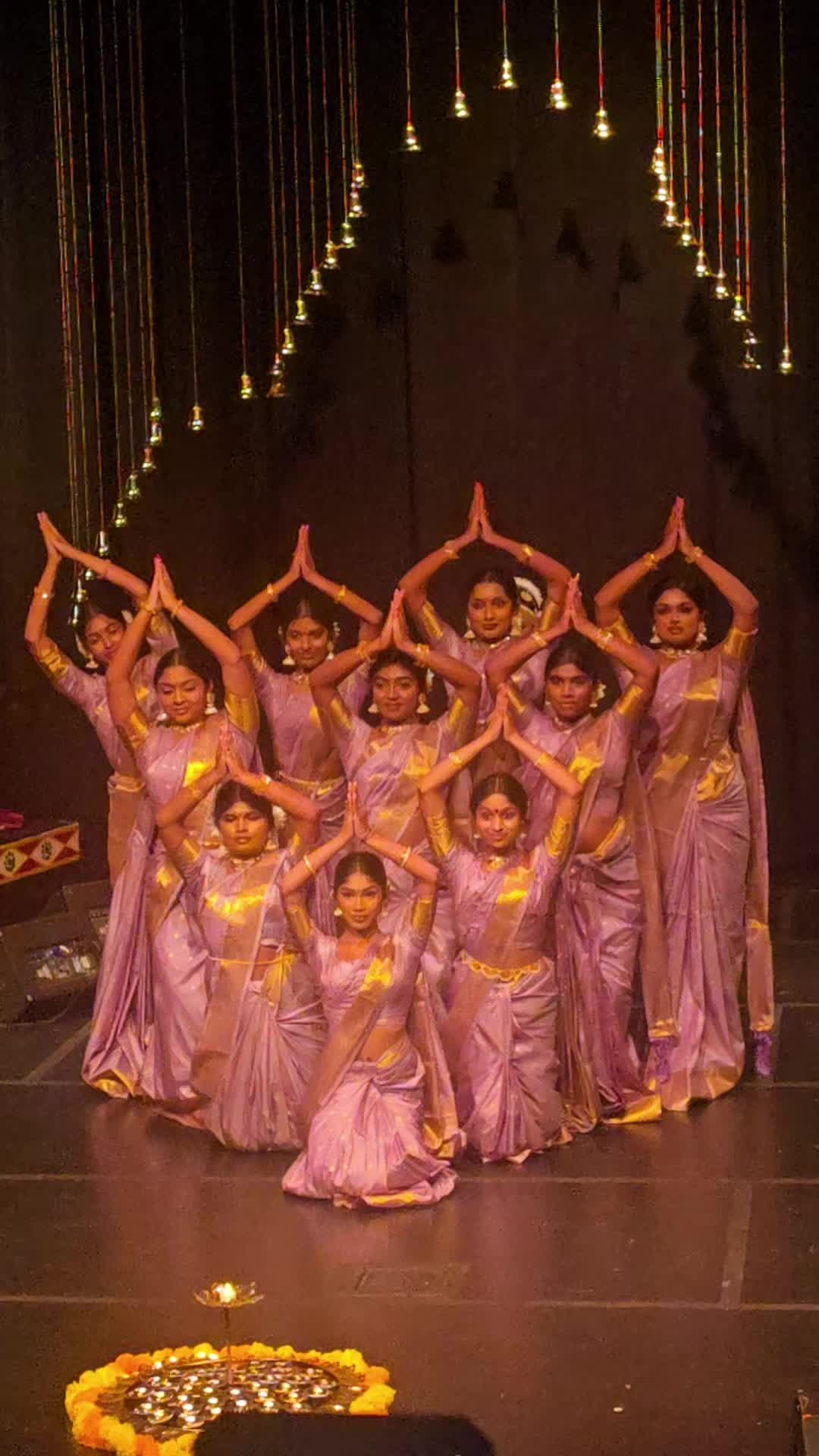 @Vanni. ponnu. soorya