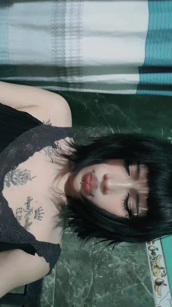 @𝒸𝒽𝑒𝓁𝒾