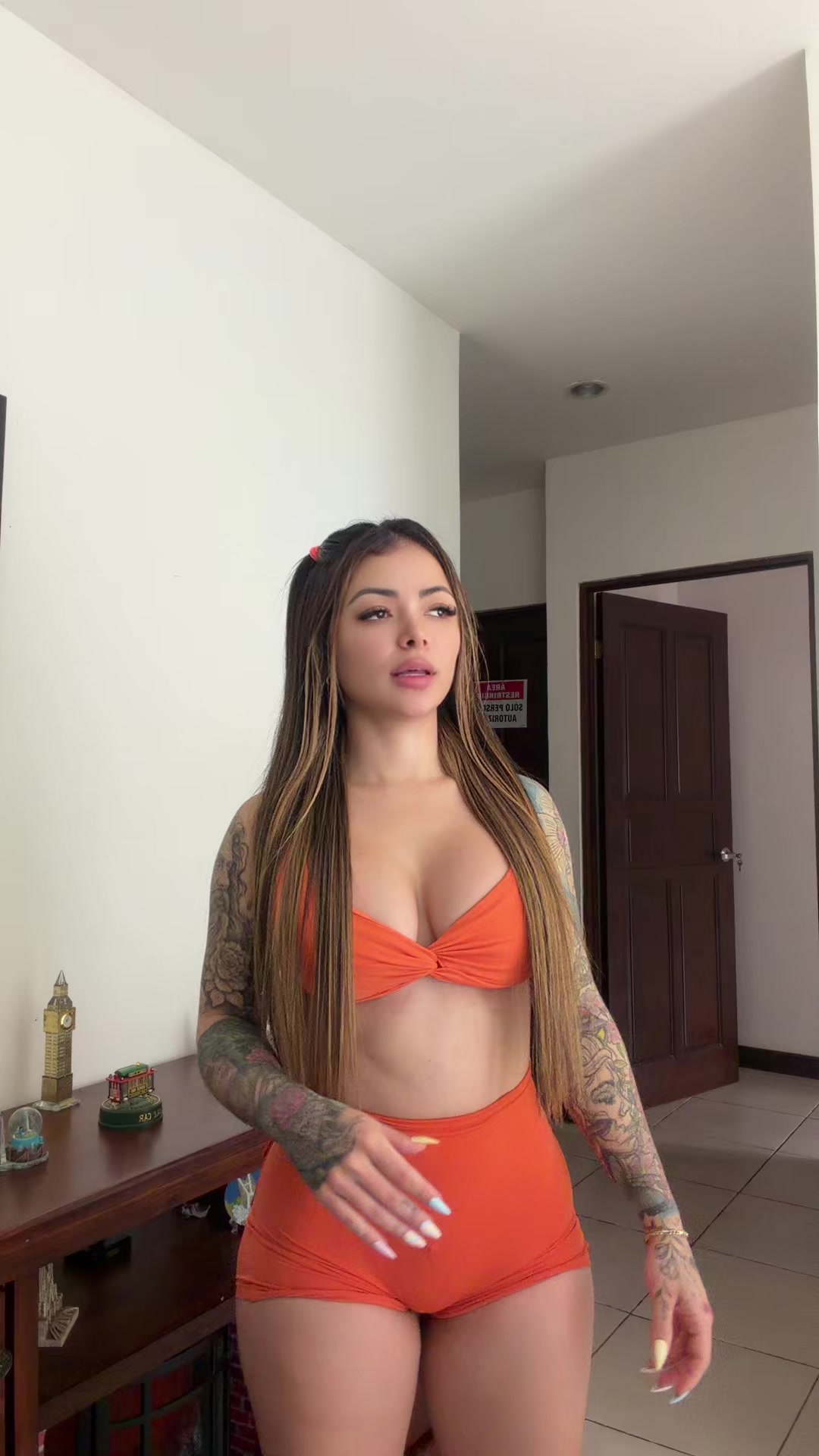 @MeliAlfaroOficial