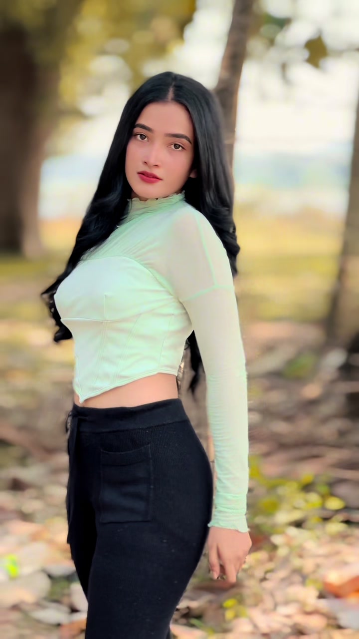 @Tinadaniel_