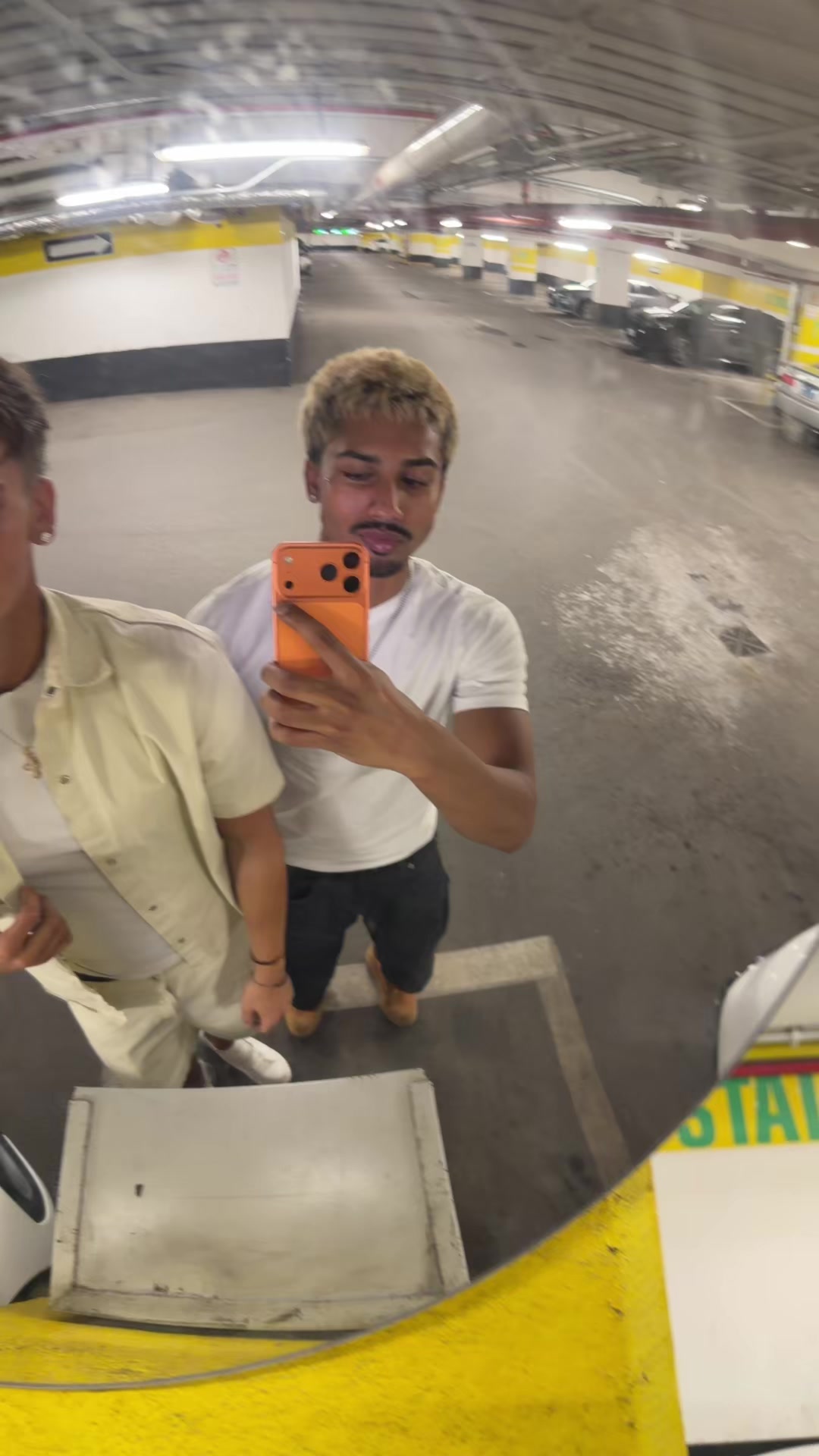 @chris.nikoo