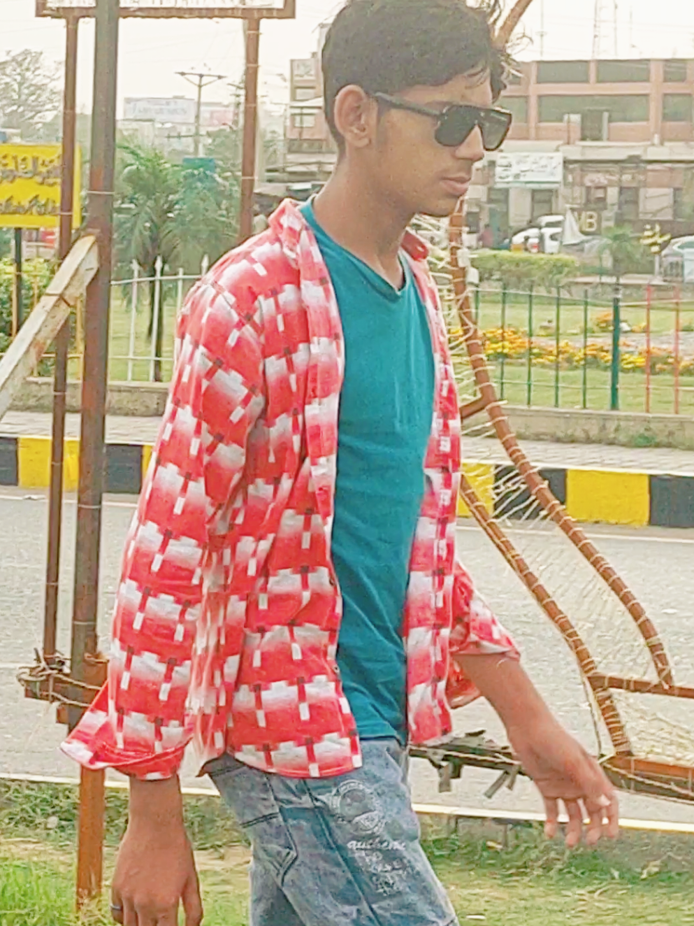 @Riaz Goree 433