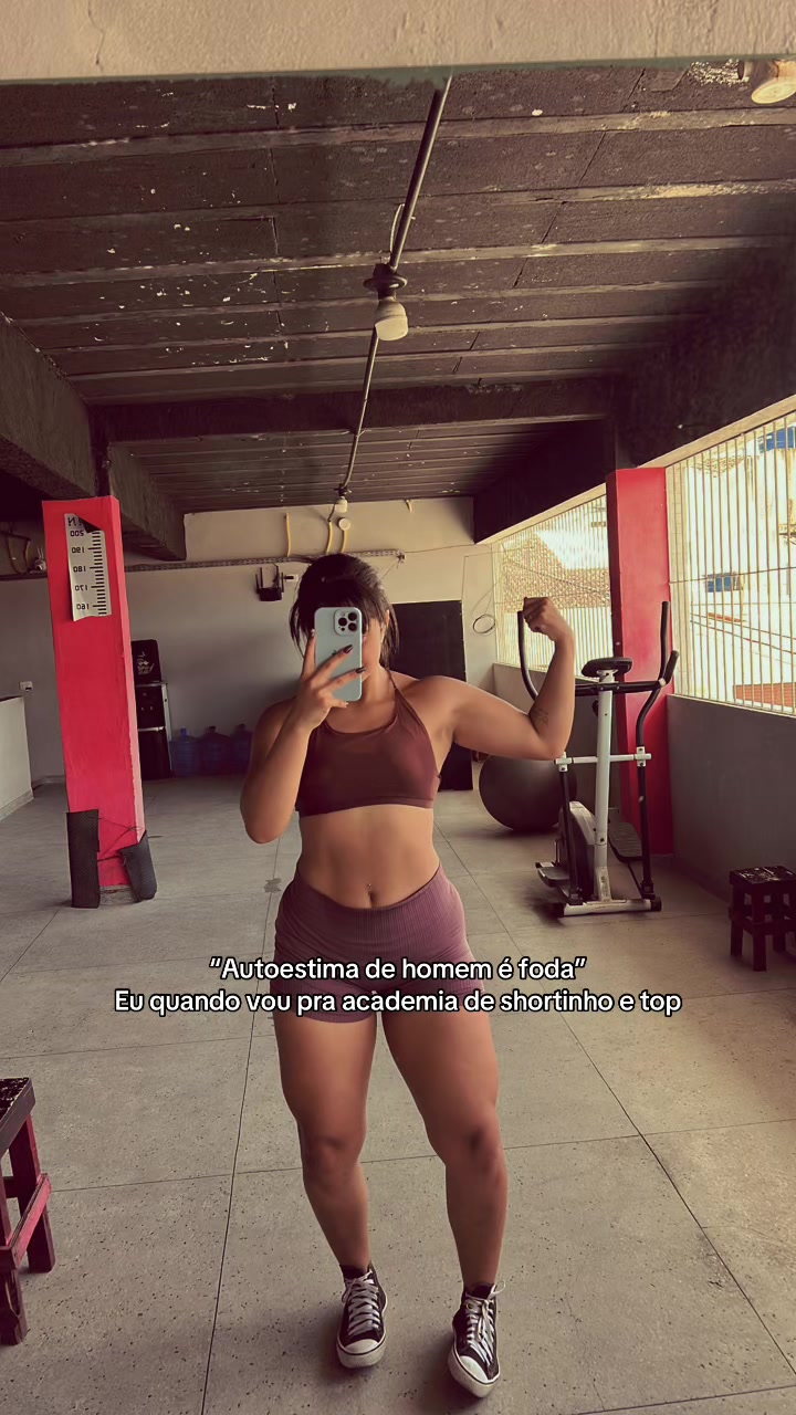 @Thainá Azevedo