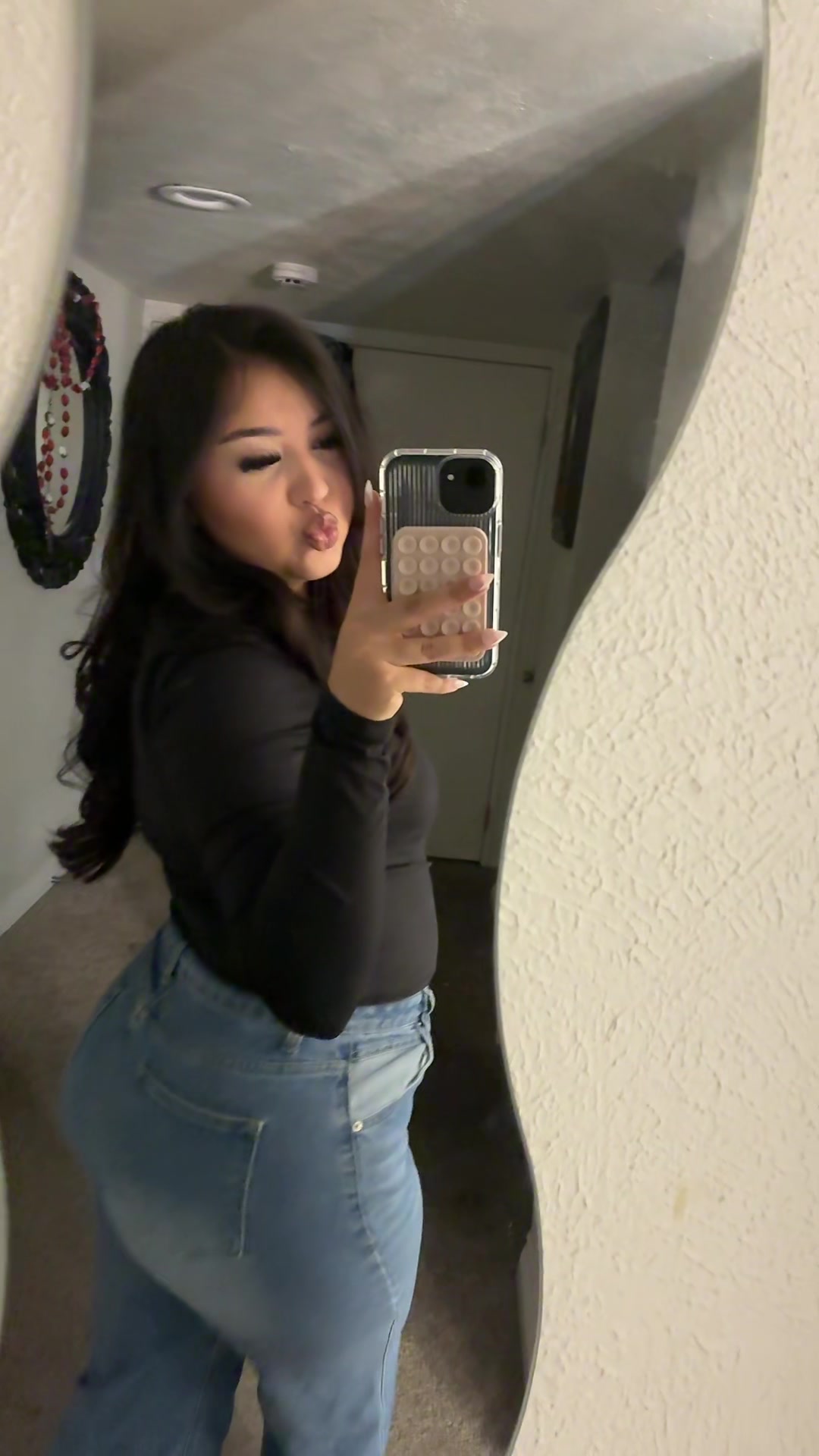 @𝒜𝓇𝒾𝑒 𝒜𝓇𝒾𝑒🧚🏻