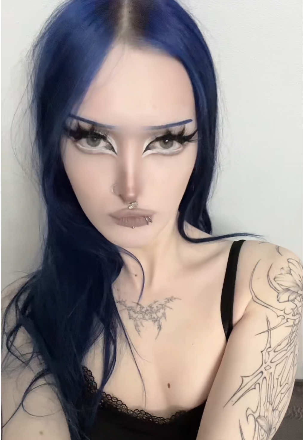 @мальвина