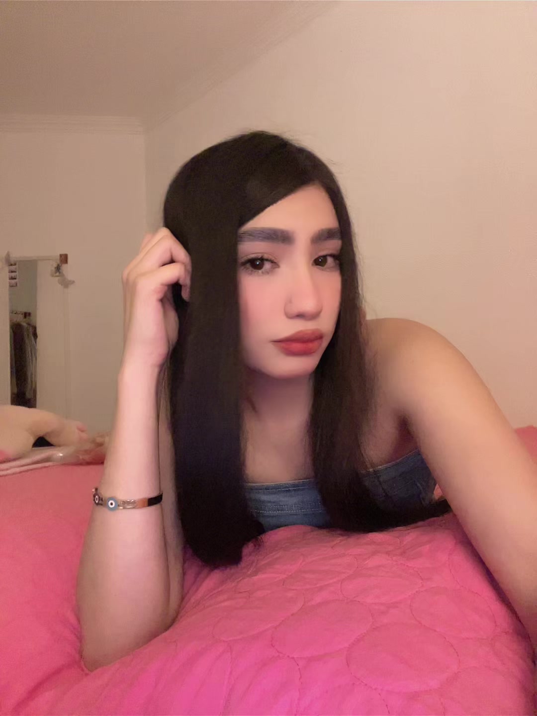 @𝑀