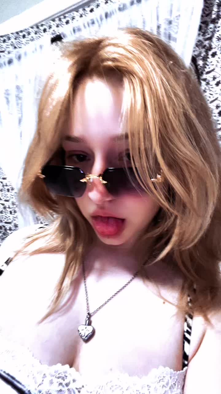 @️Evie🪽