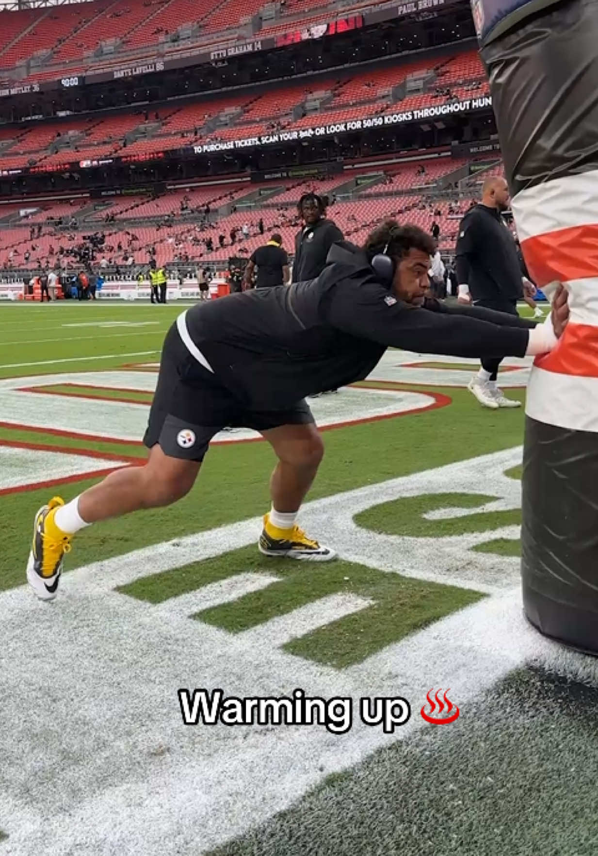 @Pittsburgh Steelers