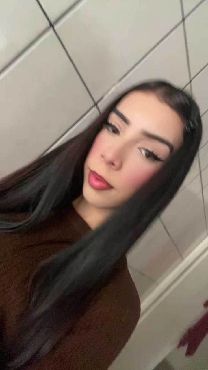 @JÚLIA GABRIELY