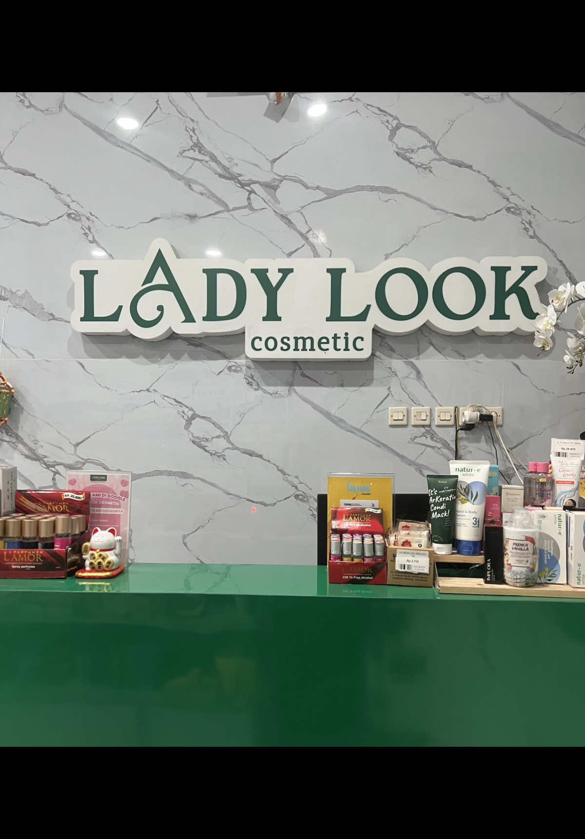 @ladylookcosmetic