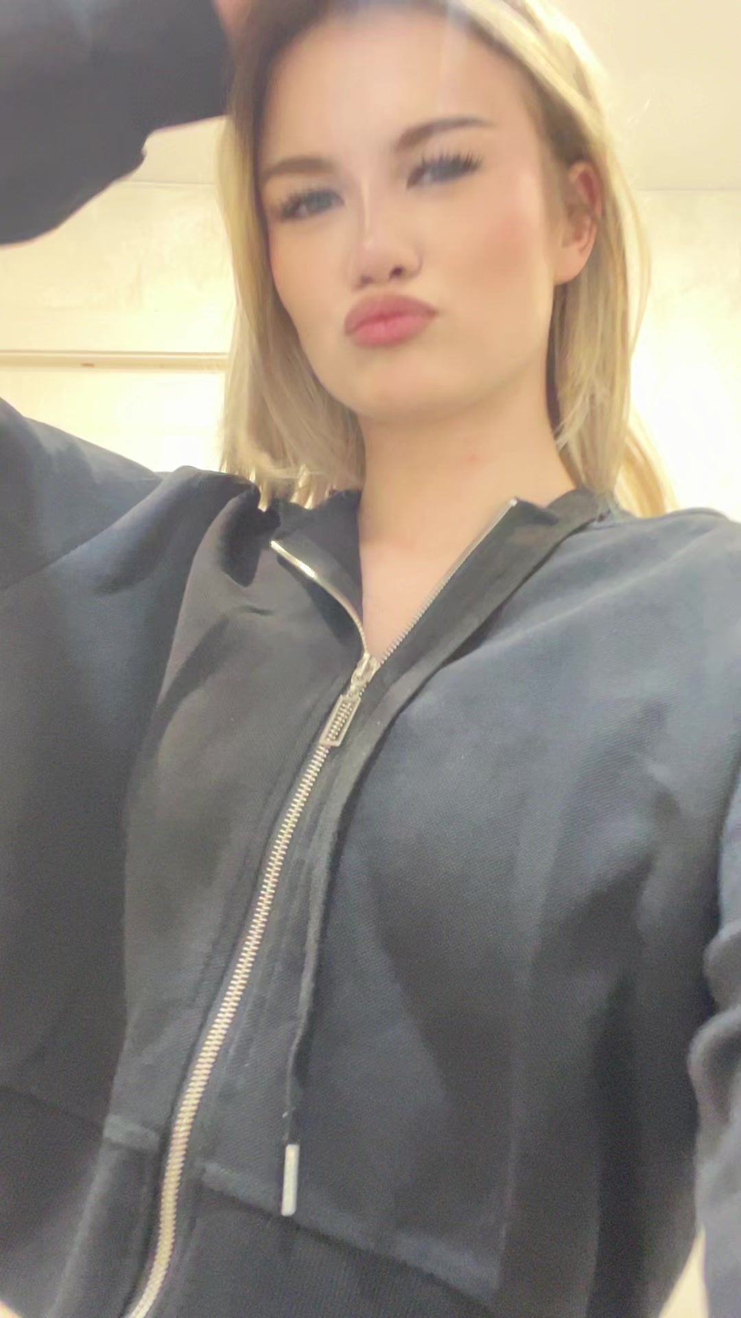 @Im_elya_im