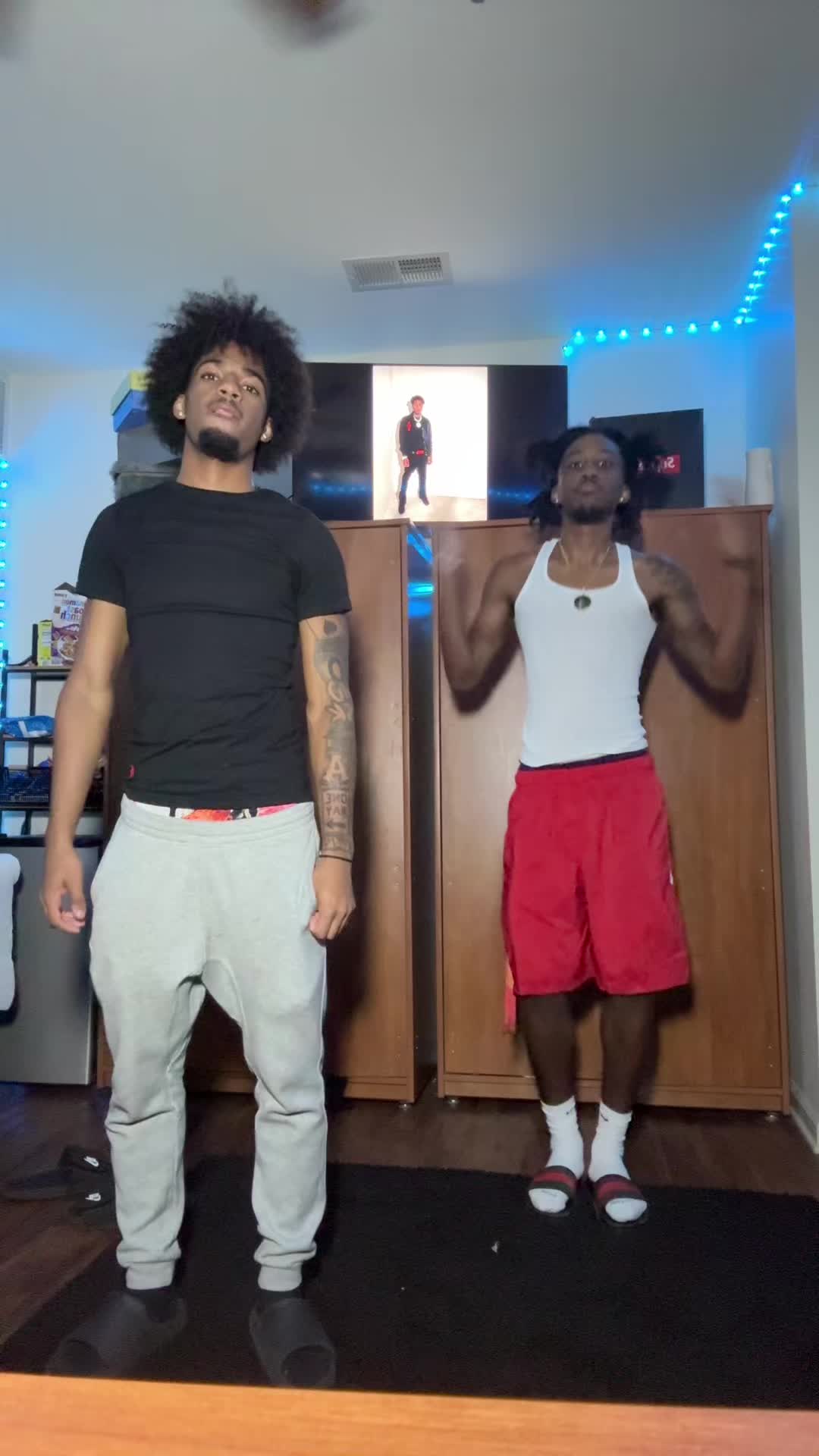 @tskii⛹🏾♂️