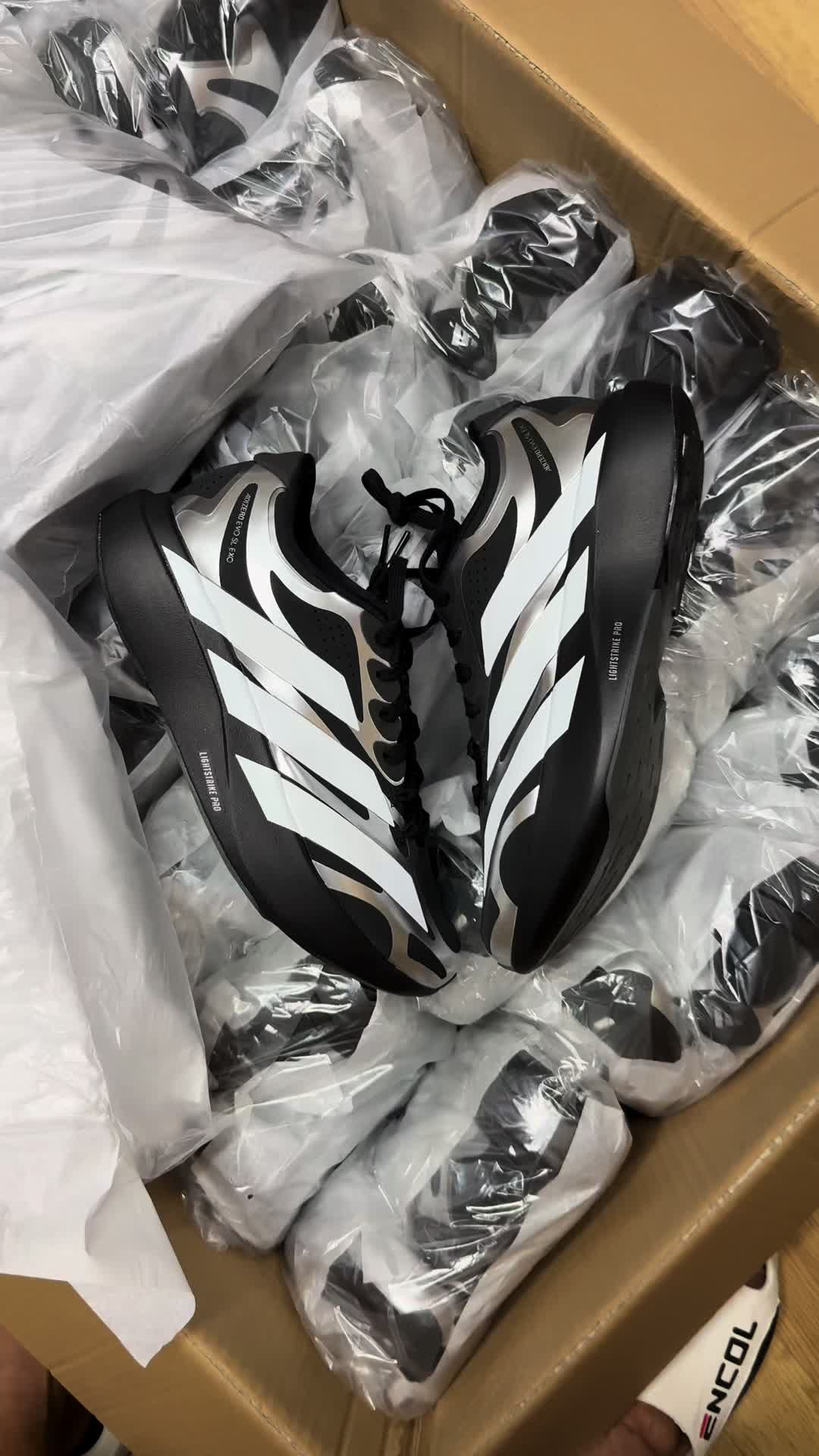 @shoeswholesaler