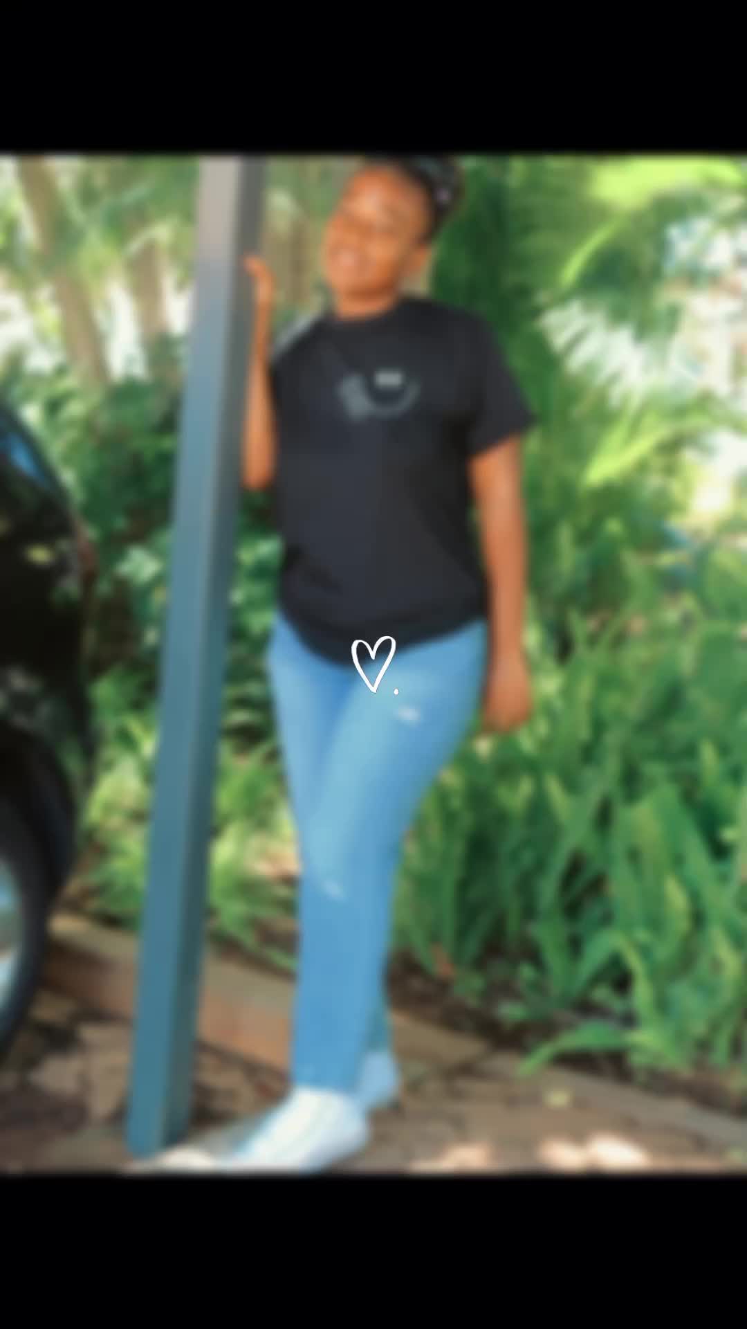 @Angel🤍🖤