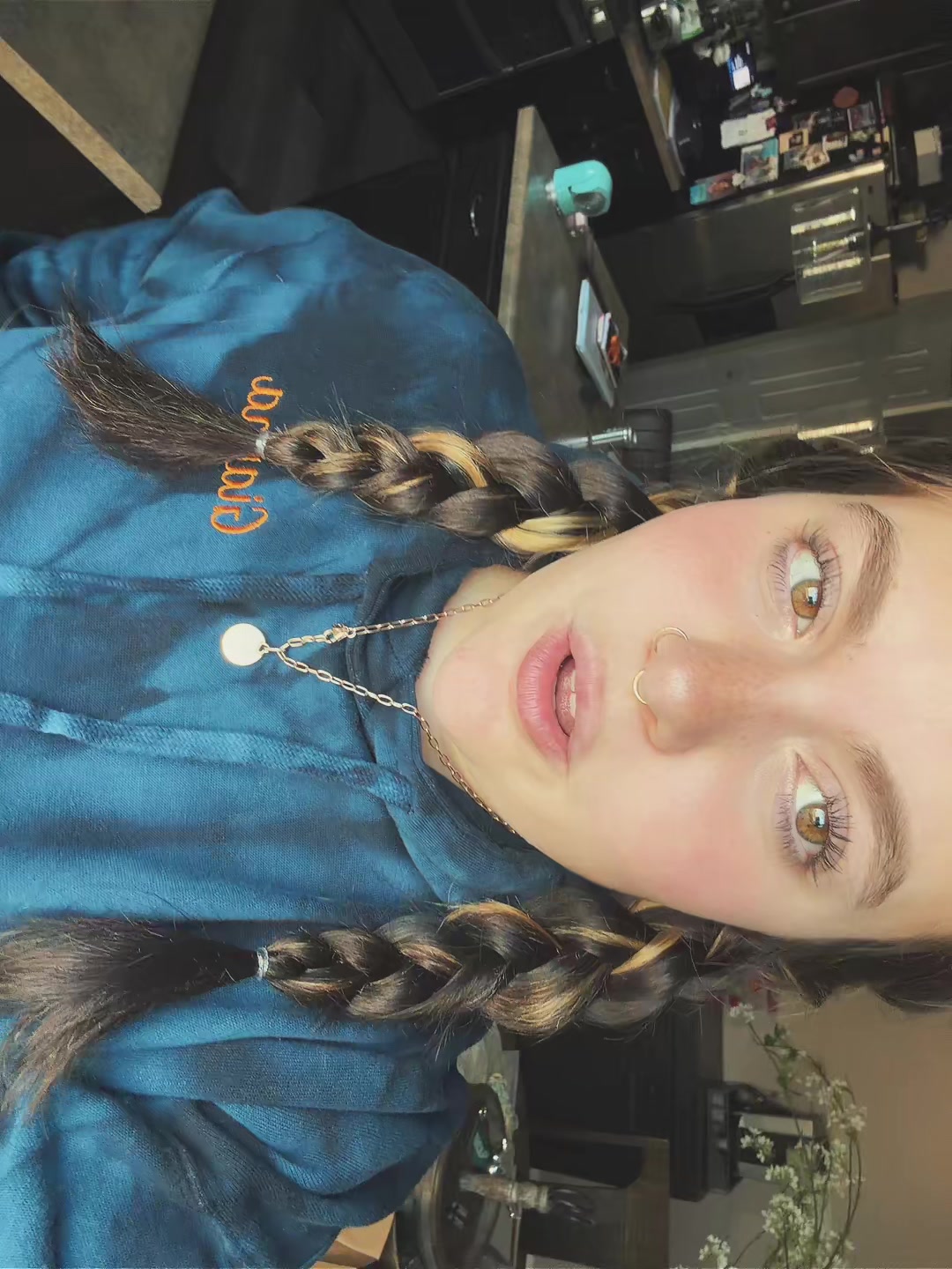 @g