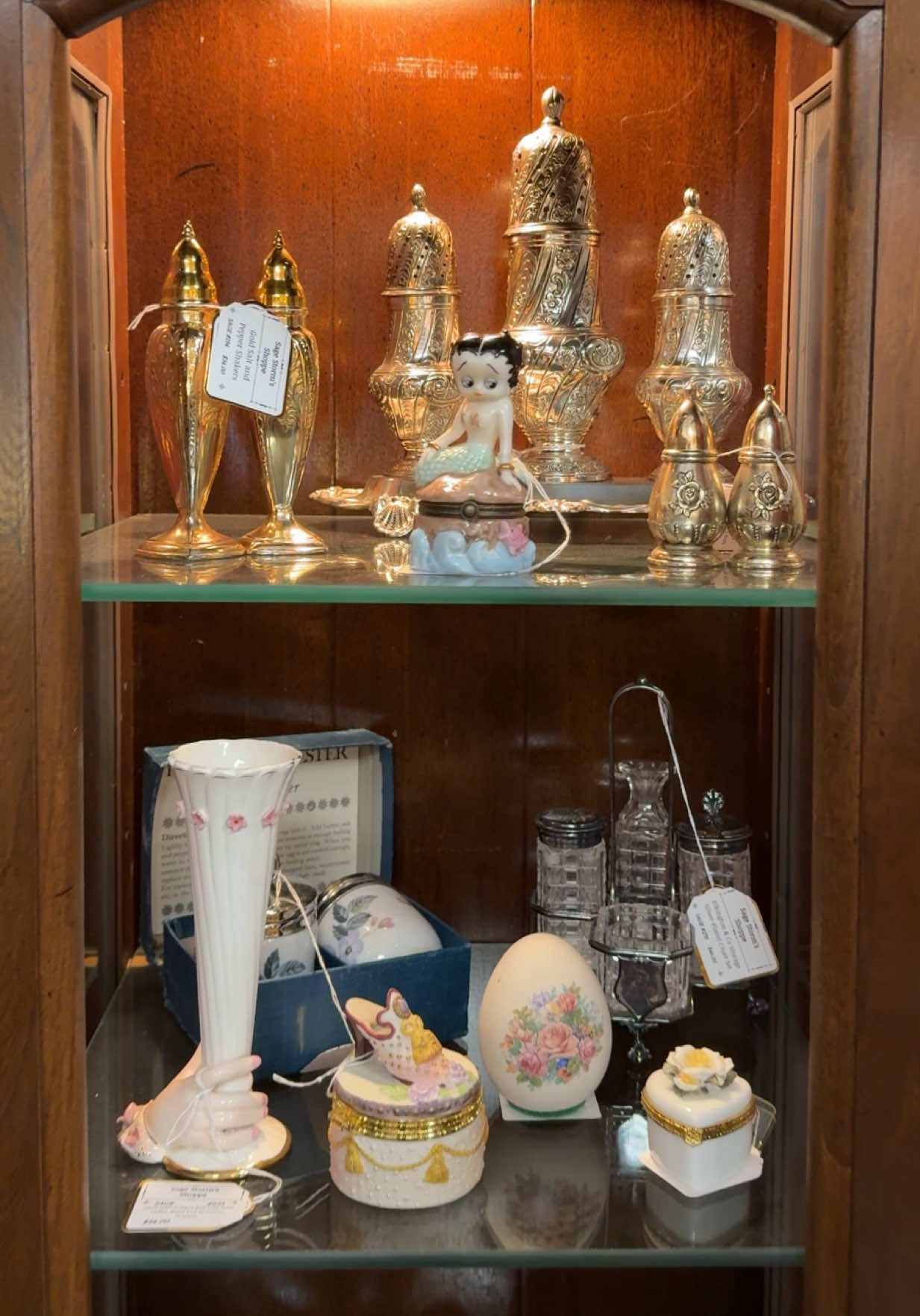 @Sage Storm ๐ฅ Victorian Decor