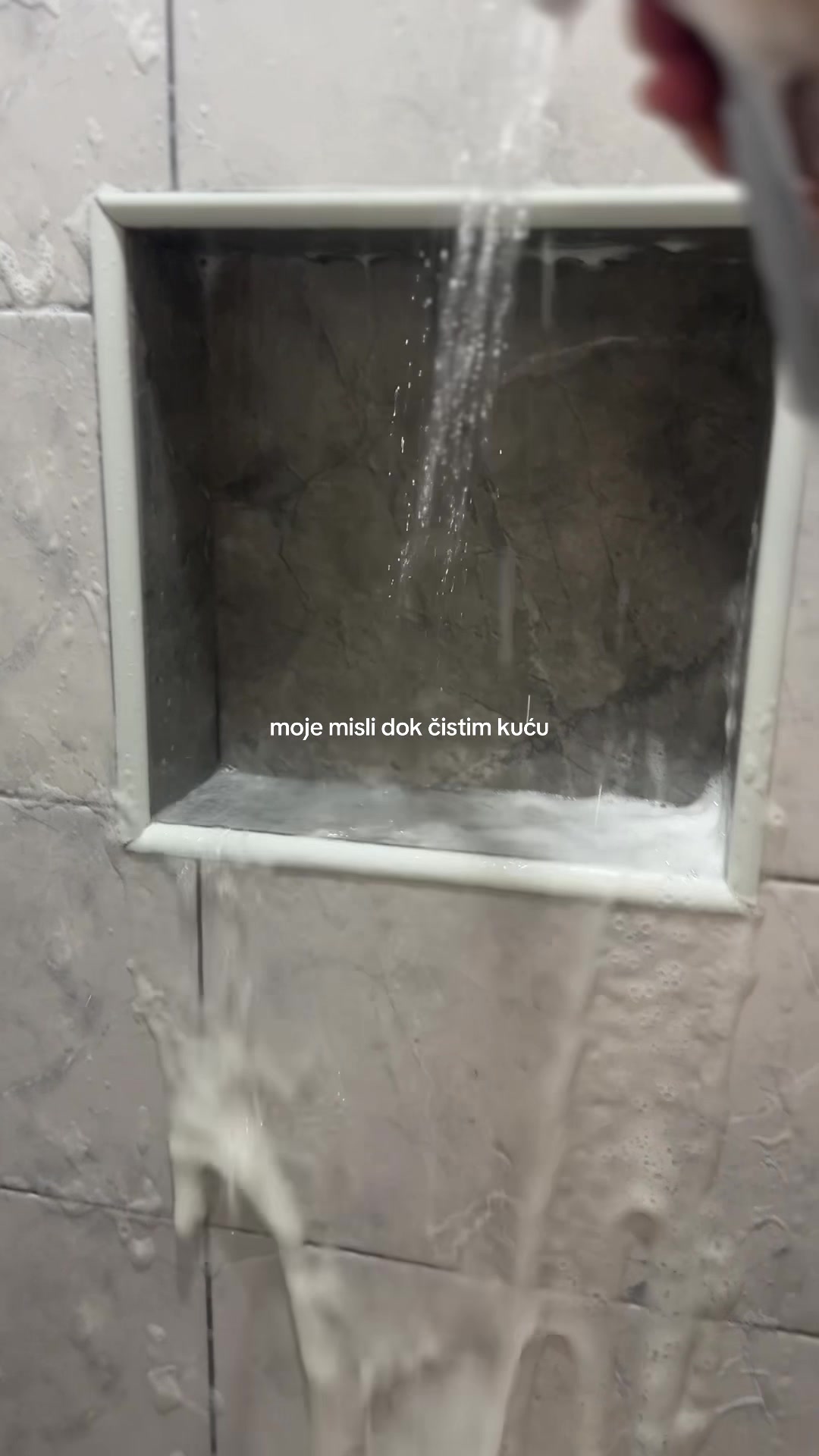 @dzeni_home