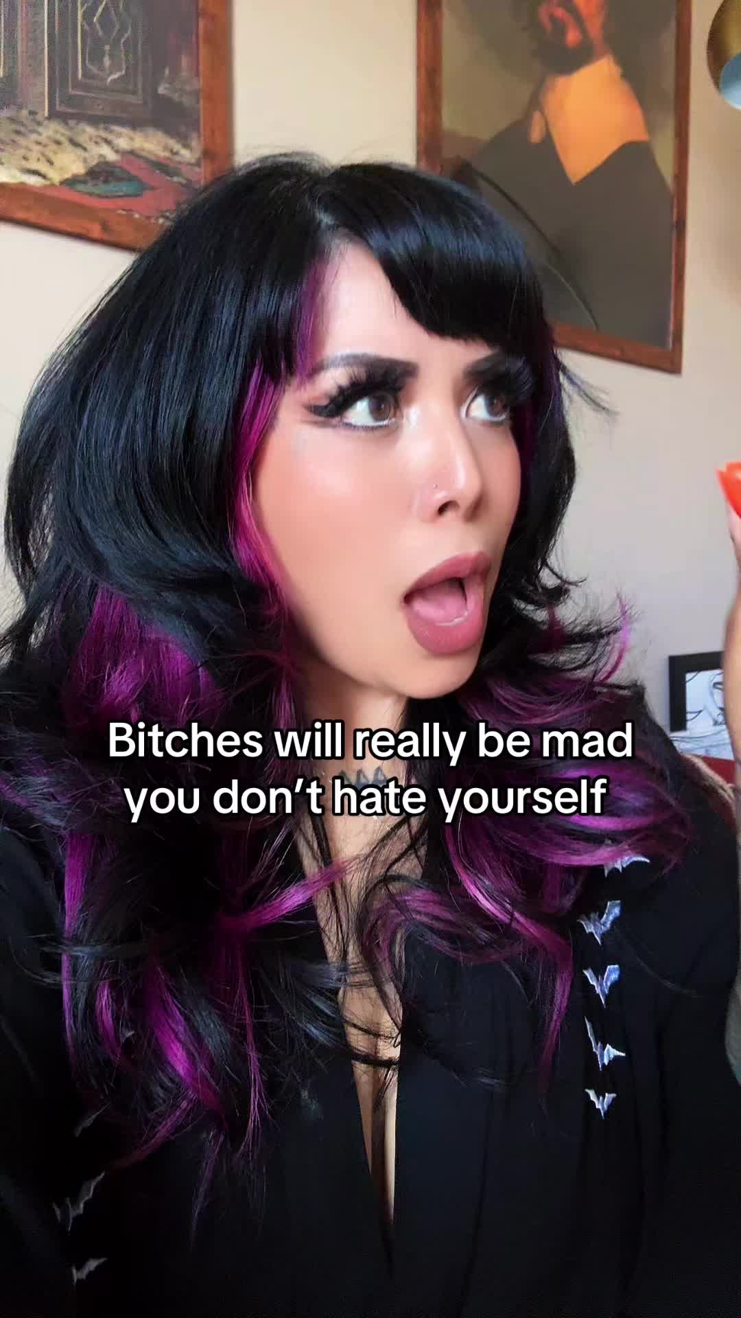 @🦇Desiree Wildassbih 🦇