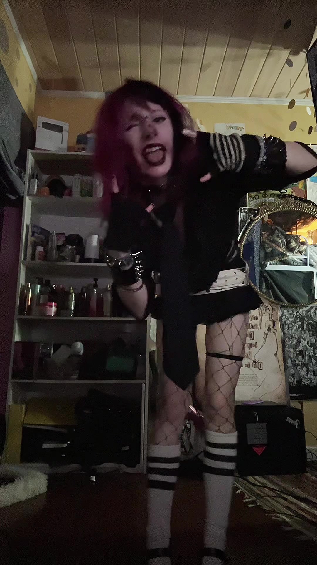 @“low life bum” ⦻