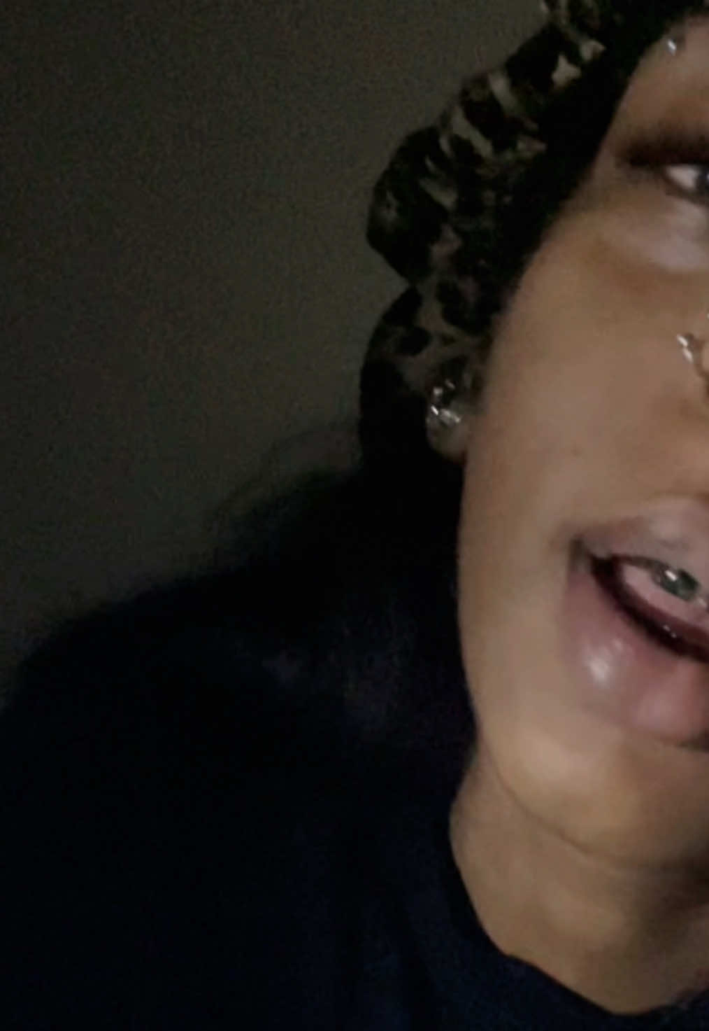 @lacedrobitussin
