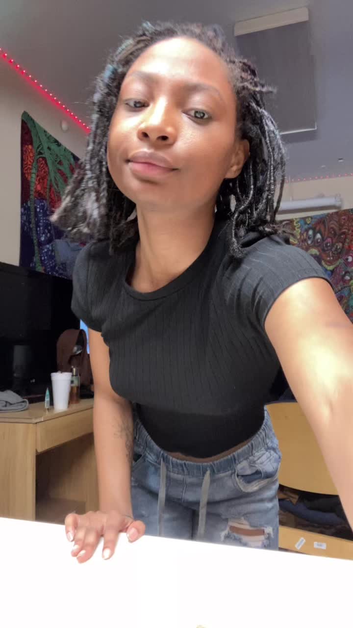 @hyzy
