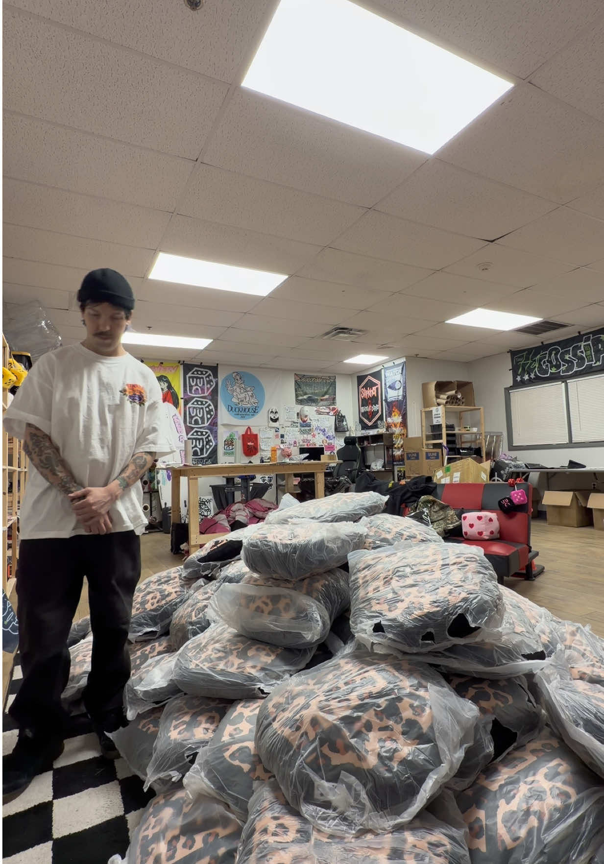 @oversociety