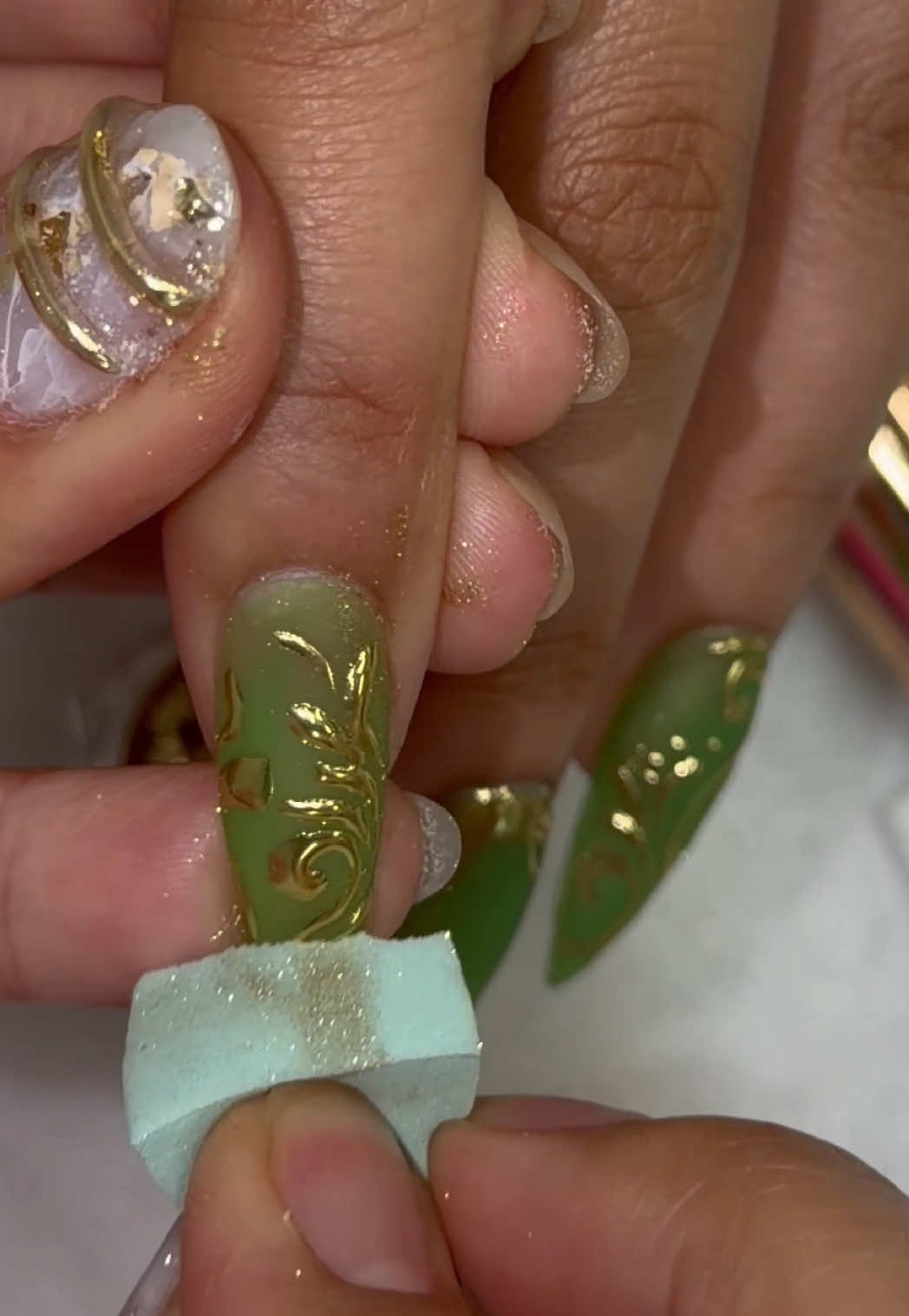 @Riya's Nails