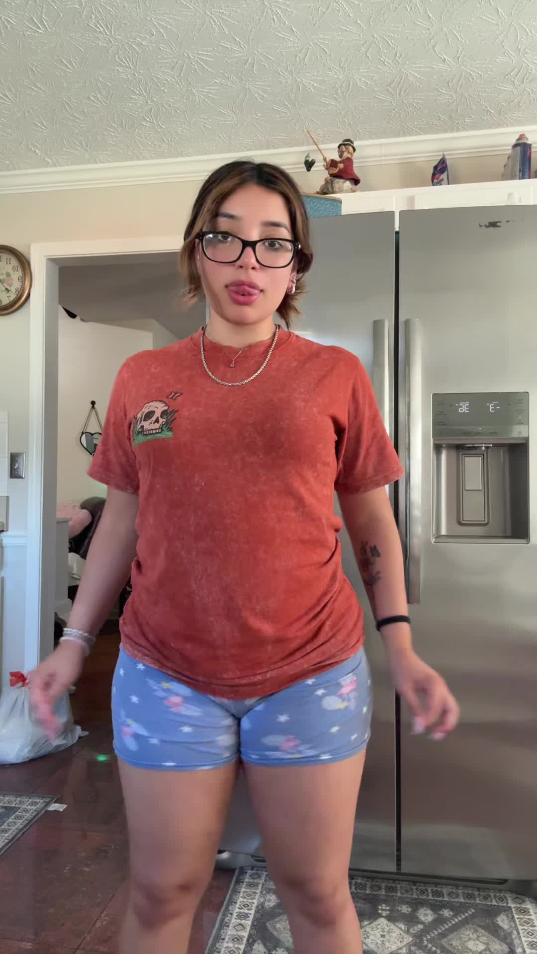 @𝓐𝓵𝔂 💋