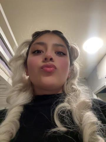 @Sindy Reyes🐉🖤