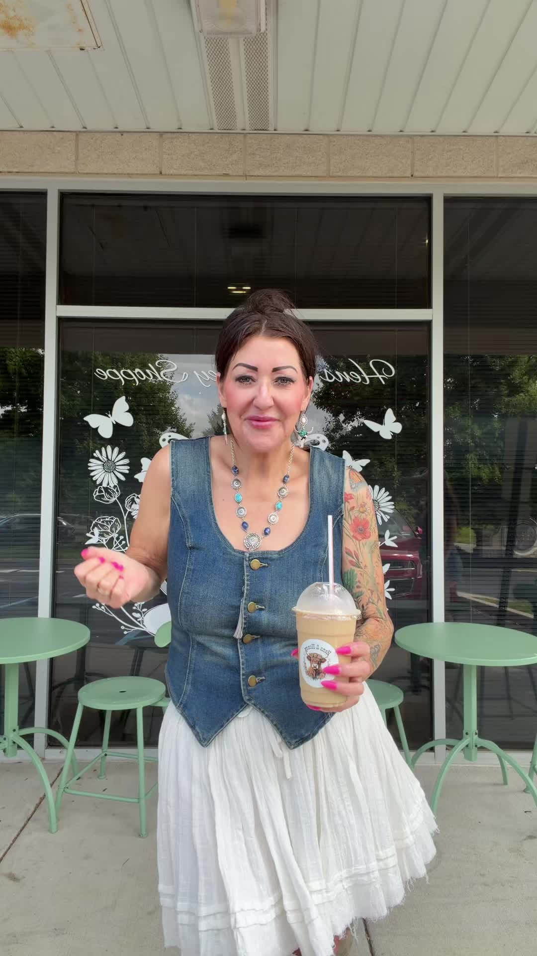 @hensandhoneyshoppe