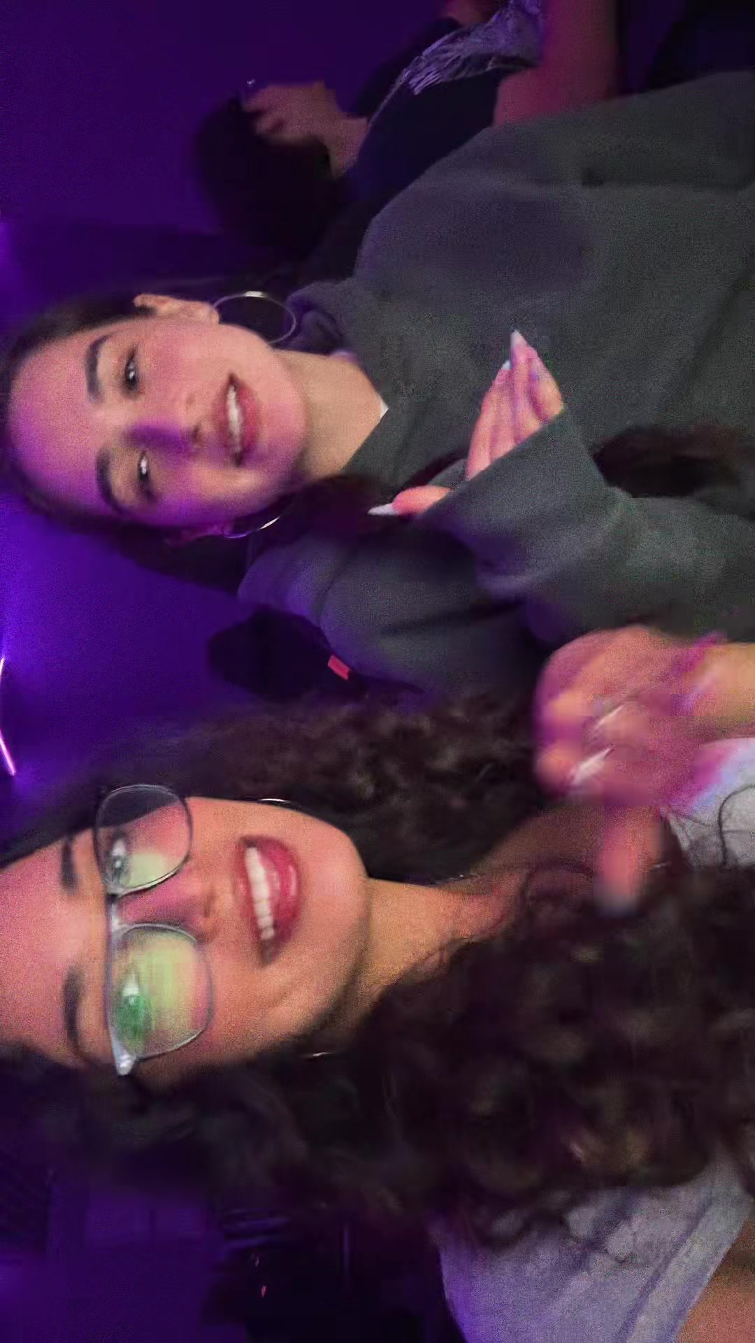 @Xiomara♡︎
