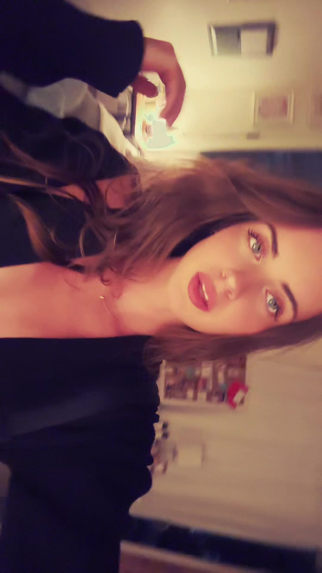 @👑