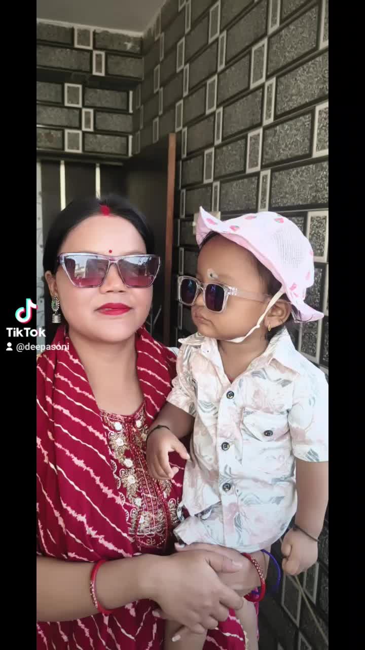 @deepasoni