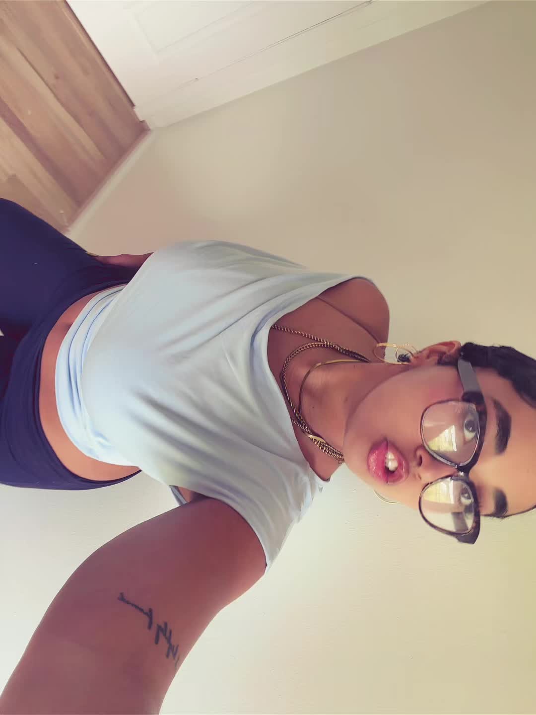 @J A Y A