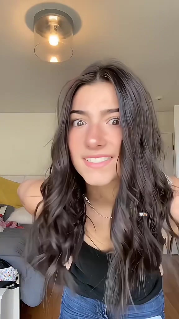 @𝓯𝓻𝓪𝓷𝓴𝓼