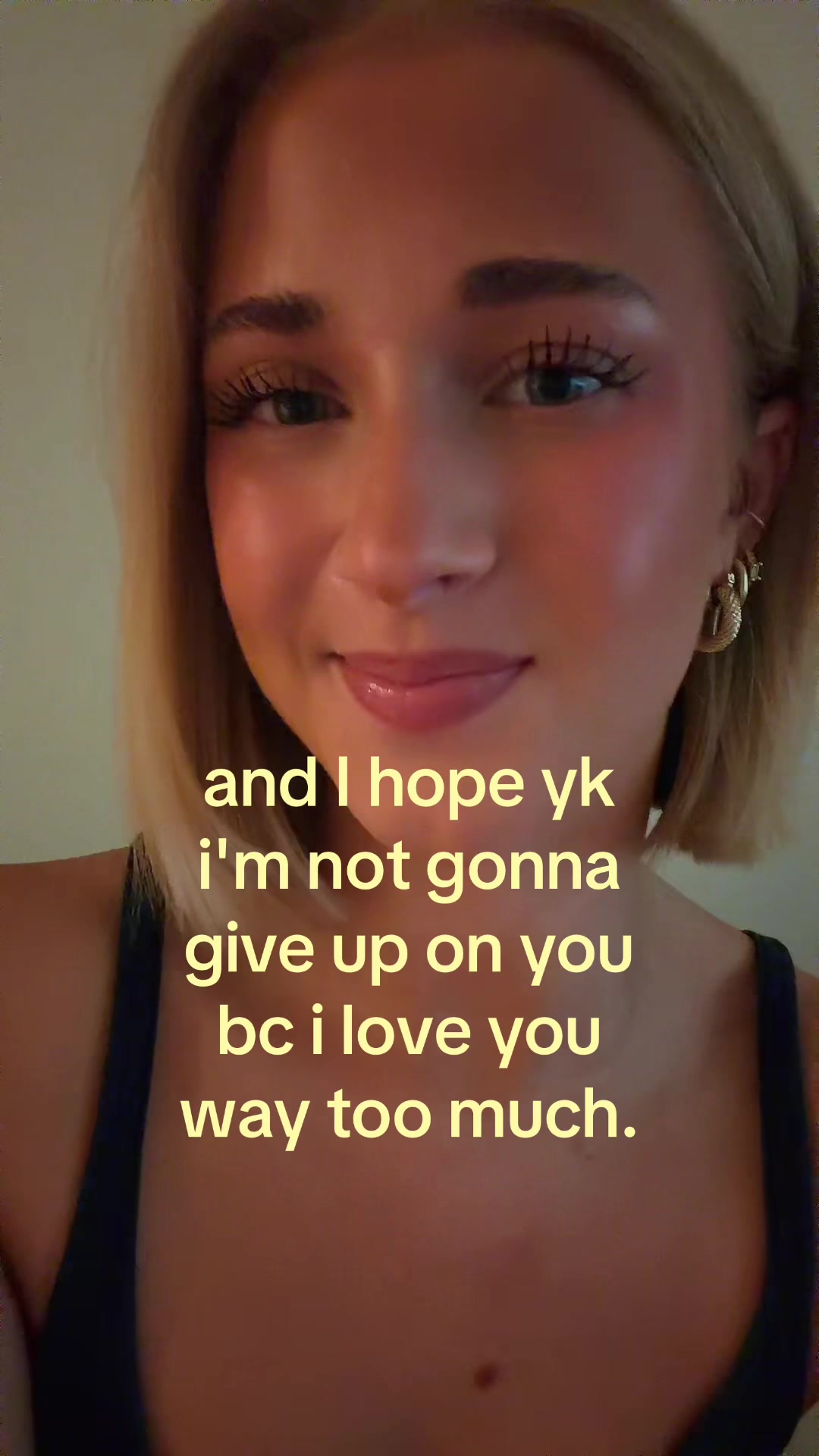 @theelliebarker